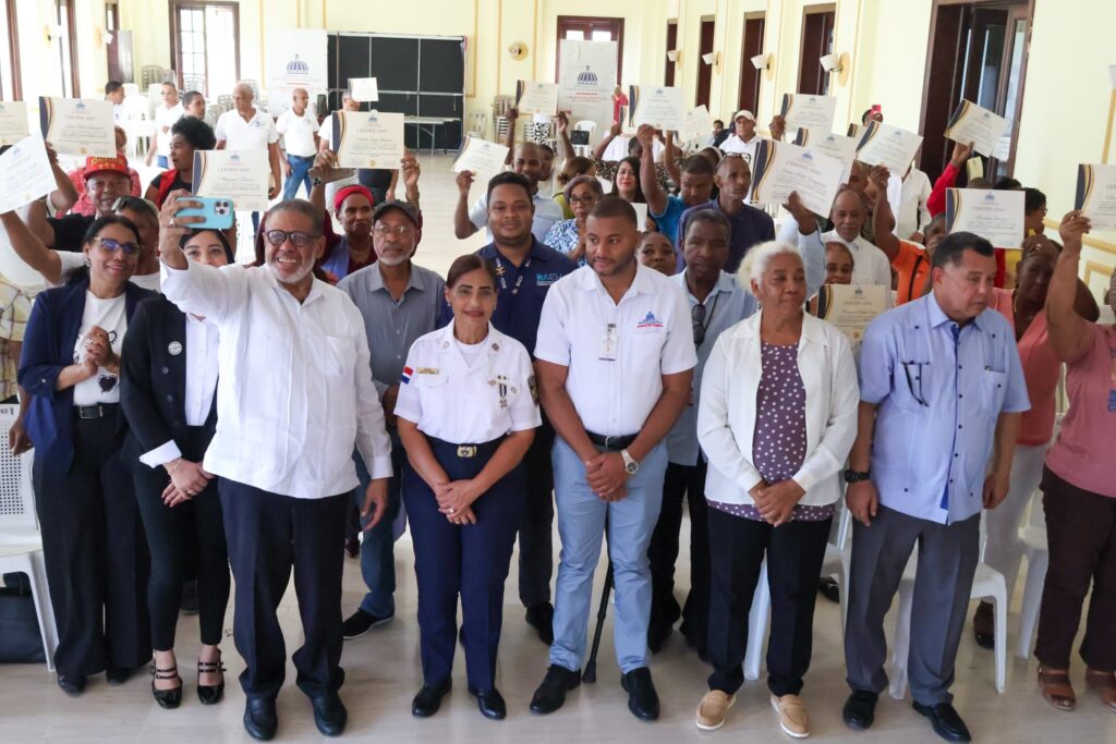 Desarrollo de la Comunidad promueve mediación y resolución de conflictos en San Cristóbal