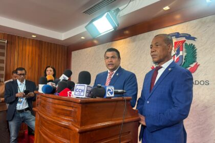 Tobías Crespo pide al PRM usar mayoría congresual para aprobar leyes tecnológicas