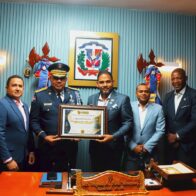 Cámara de Comercio de Santo Domingo Norte reconoce al general Miguel Ángel Peña Vásquez