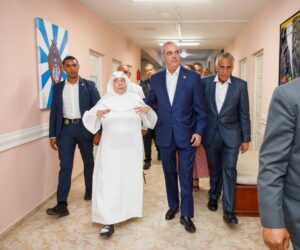 Abinader visita Hogar de Ancianos San Francisco de Asís tras remozamiento