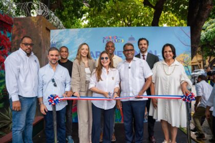 Propeep y alcaldía del DN entregan a Villa Consuelo un Paseo de los Colores lleno de historia e identidad