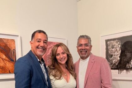 Amicus Art Gallery celebra la amistad y el diálogo artístico con “Together: Affinity Plus Art”