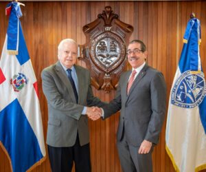 UASD y Embajada de Perú celebrarán conferencia-debate «Mario Vargas Llosa: a 90 años de su nacimiento»