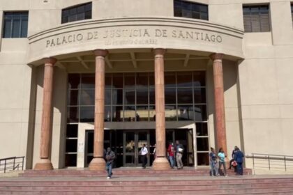 15 años de prisión para red que traficaba haitianos y los escondía en una casa de Santiago