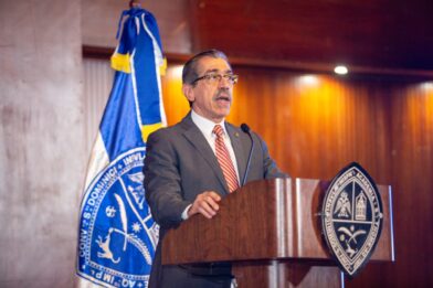 UASD ofrece cálida bienvenida a estudiantes en el nuevo semestre académico