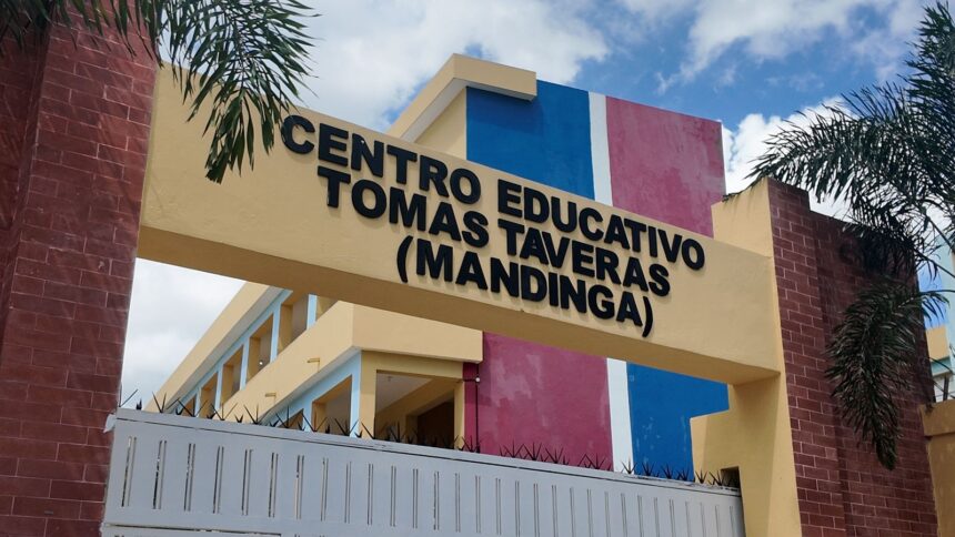 Maestro herido durante asalto en Mandinga está estable; escuela pide mayor seguridad