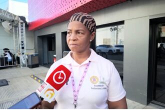 “Hoy mi hijo, mañana puede ser otro”: madre denuncia agresión contra joven en La Victoria y pide justicia