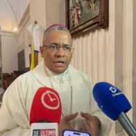 Obispo auxiliar de Santiago cuestiona inicio escolar entre protestas, falta de cupos y aulas sin terminar