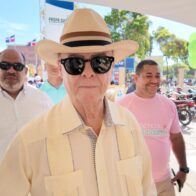 Hipólito Mejía destaca impacto de “Plásticos por Útiles Escolares” en familias de escasos recursos