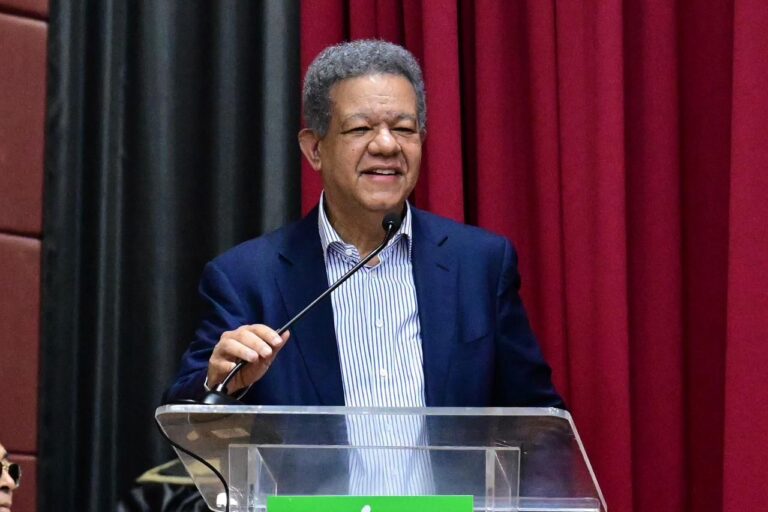 Leonel encabeza asambleas en La Vega y Bonao