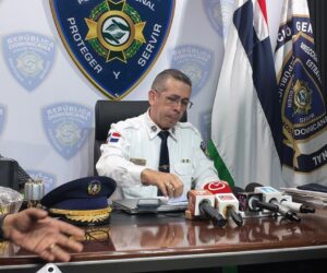 Rescatan 14 menores de edad durante allanamientos a supuesta fundación en San Cristóbal