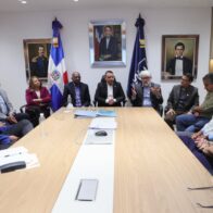 SNS y sociedades médicas coordinan acciones para fortalecer atención materna y neonatal