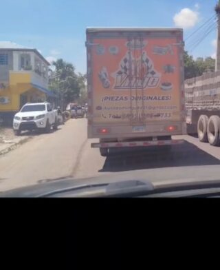 Conductores califican de "Odisea" entrar y salir de Dajabón hacia Montecristi