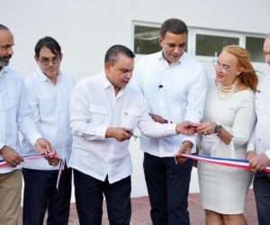 SNS fortalece atención primaria en Moca con entrega renovada del Centro Clínico y Diagnóstico Los López