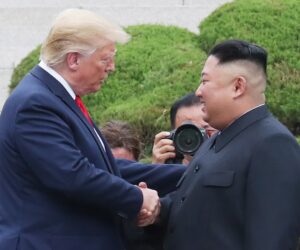 Trump anunció que se reunirá con Kim Jong-un y reveló que Corea del Norte tiene 57 armas nucleares