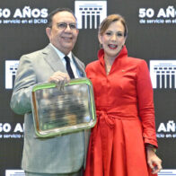Valdez Albizu y Clarissa de la Rocha