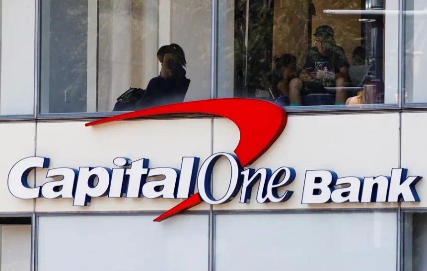 El banco Capital One argumenta que cerró cientos de cuentas de la Organización Trump por un posible lavado de dinero