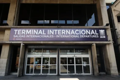 El principal aeropuerto de Venezuela retomará sus operaciones en septiembre en una terminal temporal