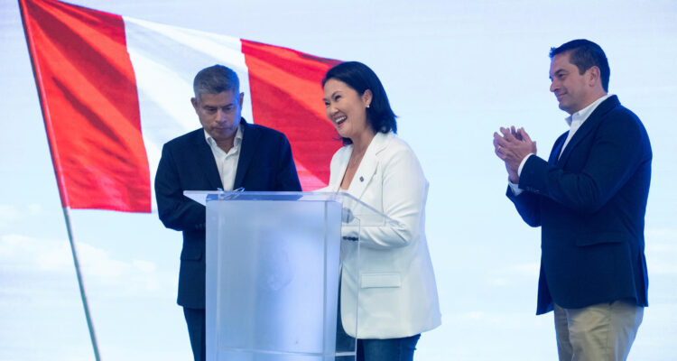 El Gobierno de Fujimori transfiere 29 millones de dólares para elecciones locales en Perú