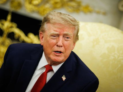 Trump insiste en que el estrecho de Ormuz es un "nuevo territorio estadounidense"