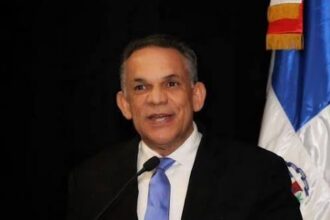 Ramón Ventura Camejo renuncia a aspiración presidencial por el PLD y se retira de consulta de octubre