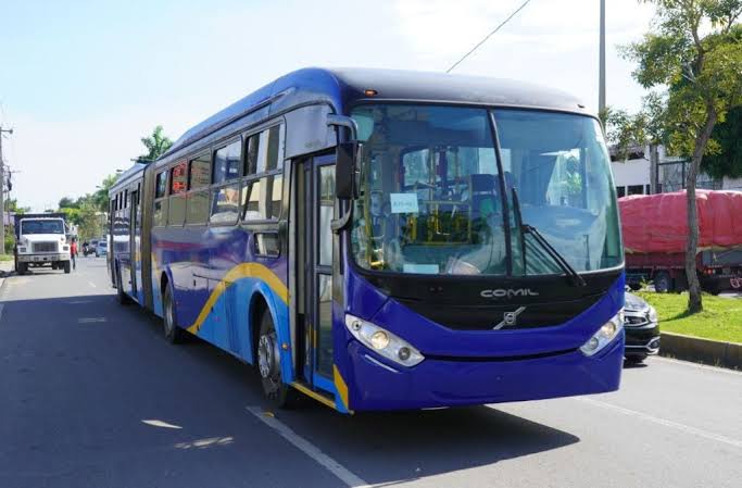 OMSA suspende préstamos de autobuses para servicios especiales e interurbanos