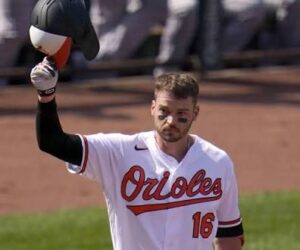 Trey Mancini anuncia su retiro del béisbol tras su segundo regreso a las Grandes Ligas