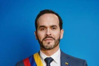 “Ha llegado la hora de derrotar sin tregua al narcoterrorismo”: De la Espriella anuncia recuperación total de la seguridad