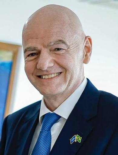 Presidente Luis Abinader le da la bienvenida a Gianni Infantino a su llegada a RD: “Queremos tener las mejores relaciones con la FIFA”