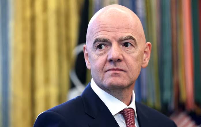Presidente Luis Abinader le da la bienvenida a Gianni Infantino a su llegada a RD: “Queremos tener las mejores relaciones con la FIFA”