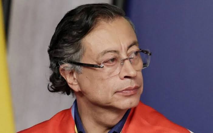 Gustavo Petro viajará a México en su primer viaje como expresidente de Colombia