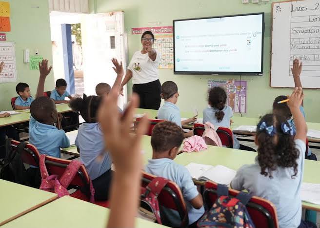 Educación inicia año escolar 2026-27 con apuesta por mejorar la calidad de los aprendizajes