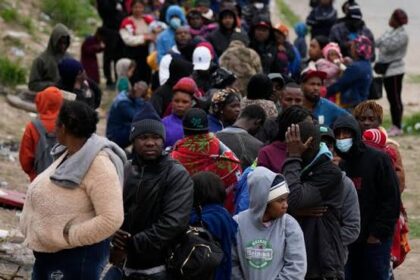 EEUU deporta a más de 150 haitianos tras fin del TPS ordenado por Trump