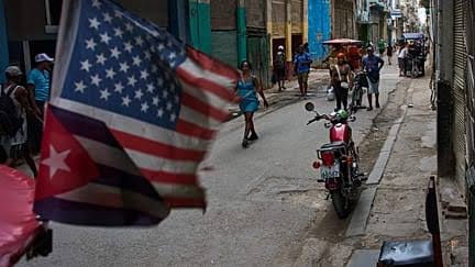 Sanción tras sanción de EEUU a Cuba: defensa, comercio exterior, turismo y personalidades