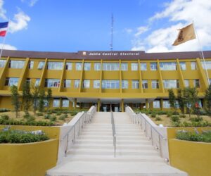 JCE lleva servicios de identidad y registro civil a más de 1,700 personas en Haina