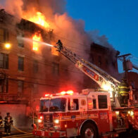 Explosión Bronx deja tres muertos tras incendio