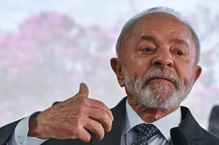 Lula dice estar decepcionado por las acusaciones contra su hijo y su jefe de Gabinete