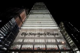 New York Times deberá pagar US$9.25 millones a exjugador de Alabama por difamación