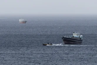 Irán permitirá el paso de “varios” petroleros iraquíes por Ormuz