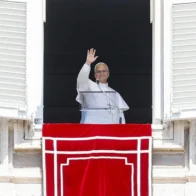 El papa urge a Ucrania y Rusia a que detengan los ataques a objetivos civiles