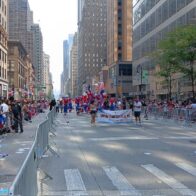 Miles de dominicanos toman la Sexta Avenida y exhiben el peso de su diáspora en Nueva York