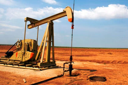 Petróleo de Texas abre con una subida del 0,19 % impulsado por la tensiones en Ormuz