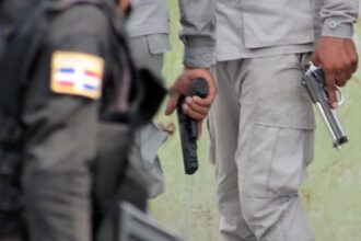 Tiroteo con la Policía deja un muerto y un herido