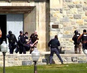 Tiroteo en universidad de Virginia deja cinco personas heridas