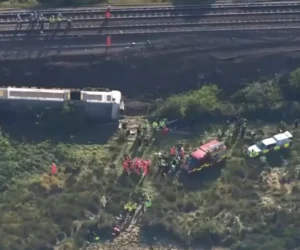 Descarrila un tren en el sur de Inglaterra, no hay muertos ni heridos graves