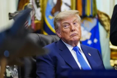 Trump viajó desde Turquía con un avión señuelo ante la amenaza de Irán