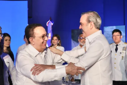 Valdez Albizu continuará al frente del Banco Central
