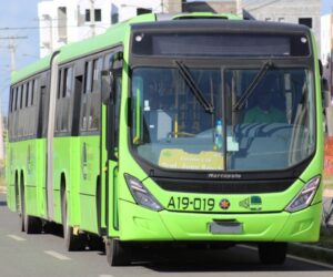 Usuarios cuestionan servicio de OMSA en Ciudad Juan Bosch a 20 días de incorporar 25 autobuses