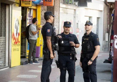 España: investigan la muerte a golpes de una anciana de 88 años y el hallazgo de su marido ahorcado