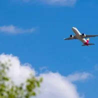 Mueren dos personas al estrellarse una avioneta en Florida